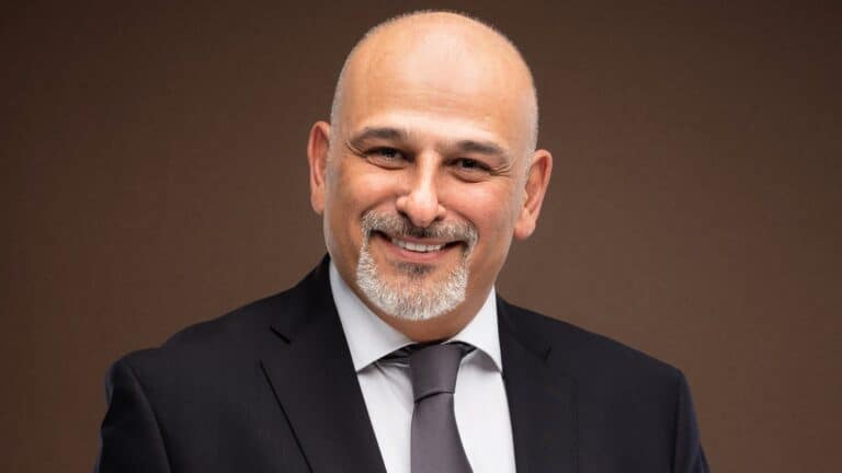 جمال سليمان: كنت من أشد مؤيدي بشار الأسد قبل الثورة وليس لدي ما أخجل منه جمال سليمان يتحدث عن النظام السوري ورئيسه بشار الأسد watanserb.com