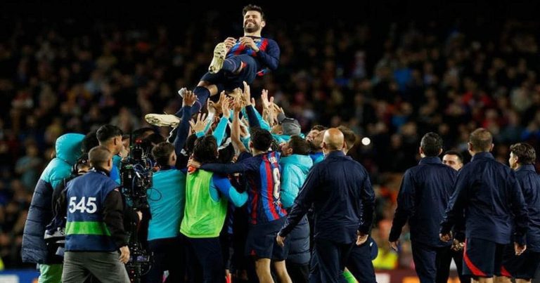 “شاهد” الاستقبال الشعبي لنجوم منتخب إيطاليا بعد تتويجه بلقب اليورو منتخب إيطاليا ولقب اليورو watanserb.com