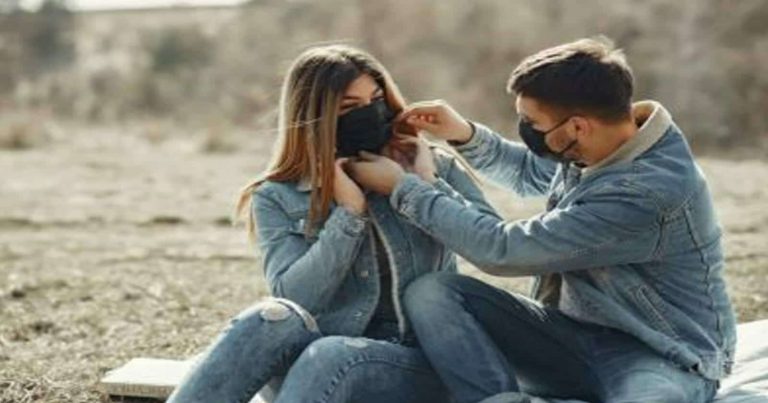العلاقة الحميمة وتطعيم كورونا watanserb.com
