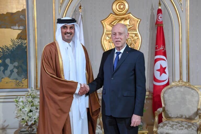 مكالمة هاتفية بين أمير قطر وقيس سعيد watanserb.com