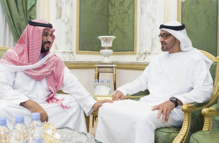 الخلاف بين الإمارات والسعودية .. خبير أمني يتحدث عن أسباب الصدع الخطير بين الحليفين الخلاف بين الإمارات والسعودية watanserb.com