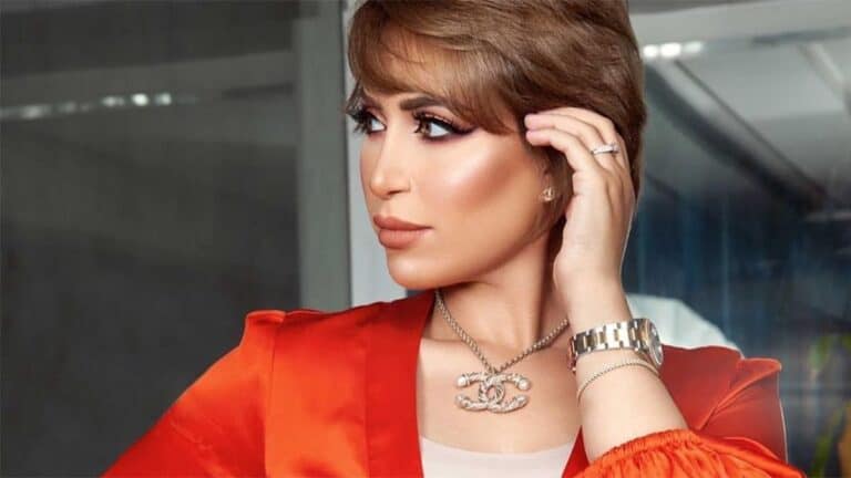 مي العيدان تصدم طلال البحيري بعدما أعلن انتصاره على الدكتورة خلود (شاهد) الدكتورة خلود وطلال البحيري watanserb.com