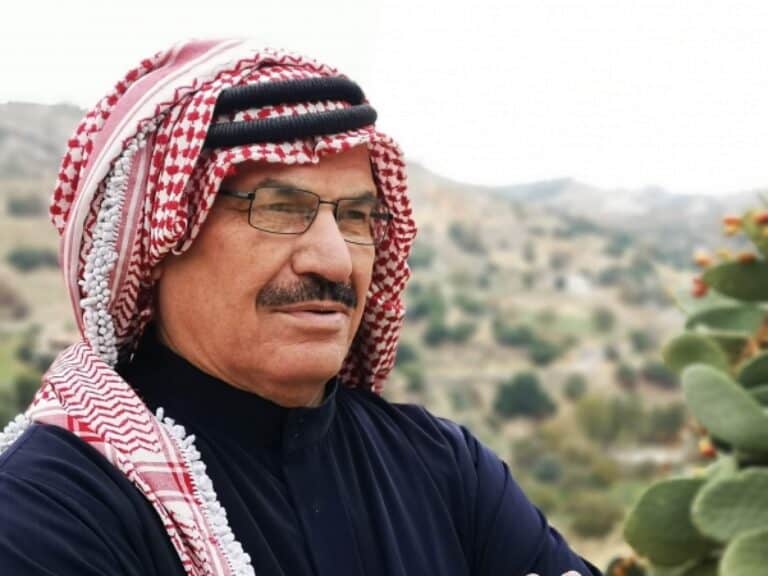 المعارض الأردني أحمد عويدي العبادي watanserb.com