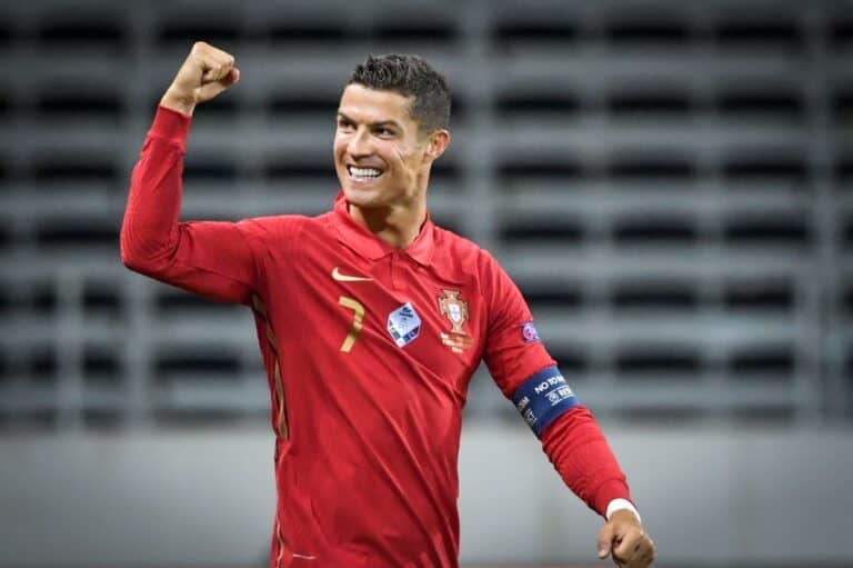 رونالدو والتتويج بلقب هداف بطولة اليورو watanserb.com