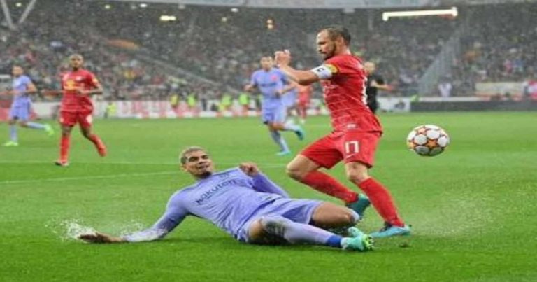 برشلونة يسقط وديًا أمام سالزبورغ النمساوي في الوقت القاتل (فيديو) برشلونة وسالزبورغ watanserb.com