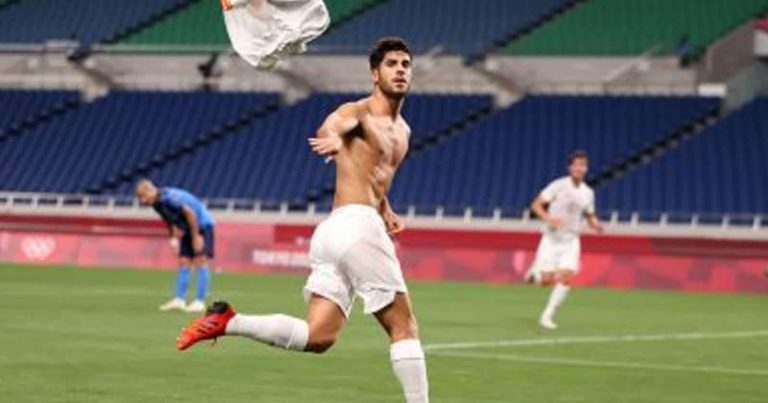 منتخب إسبانيا واليابان watanserb.com