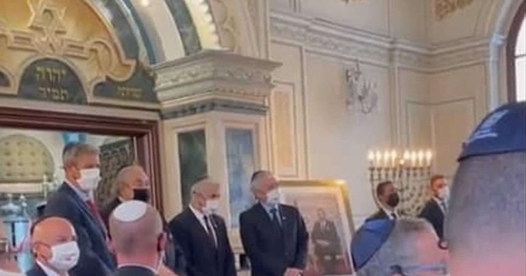 ملك المغرب وحاخام إسرائيلي watanserb.com