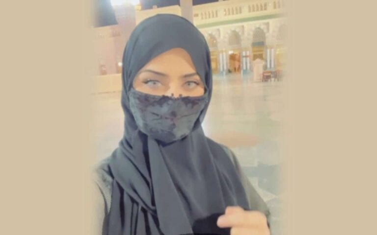 الفنانة السعودية نيرمين محسن ترتدي الحجاب: “اللهم اغفر لي ما مضى” الفنانة السعودية نيرمين محسن ترتدي الحجاب watanserb.com