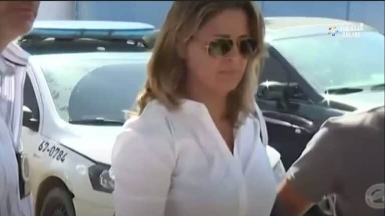 زوجة سفير البرازيل السابق في اليونان watanserb.com