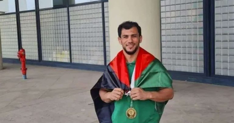 لاعب الجودو فتحي نورين والعقوبة القاسية بحقه بعد رفضه مواجهة نظيره الإسرائيلي فتحي نورين watanserb.com