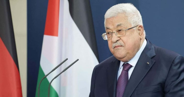 كاتب فلسطيني: هذه الفائدة الوحيدة للسلطة الفلسطينية في الضفة الغربية! فائدة السلطة الفلسطينية watanserb.com