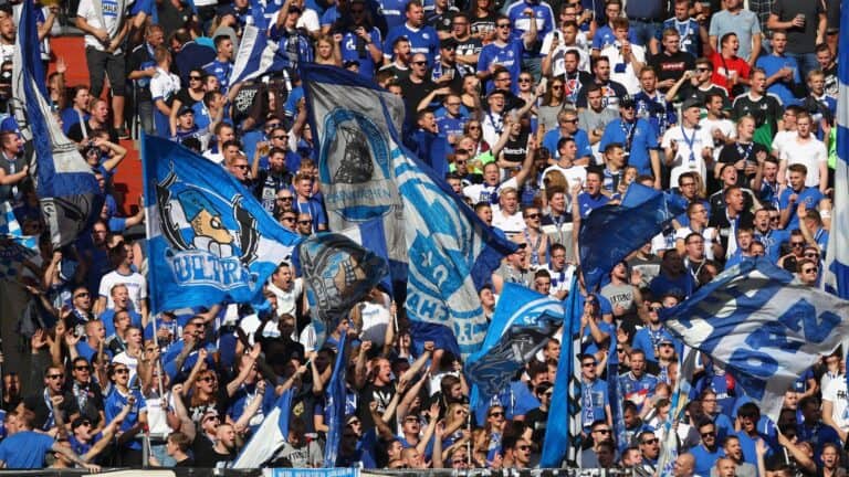 نادي ألماني ولاعب إسباني watanserb.com