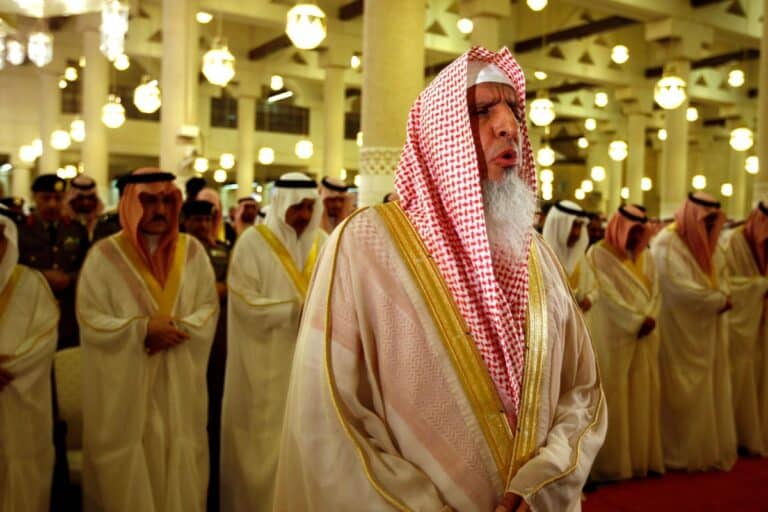 السعودية والإمارات watanserb.com