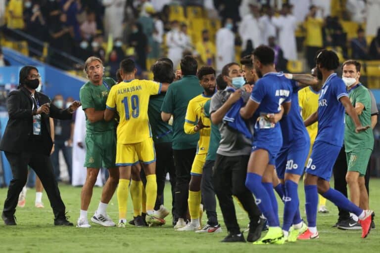 الاتحاد الآسيوي وفتح تحقيق في أحداث ديربي الهلال والنصر السعودي watanserb.com