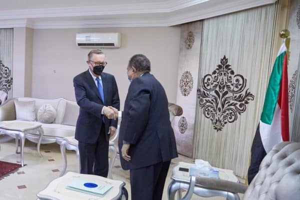 حمدوك وجيفري فيلتمان