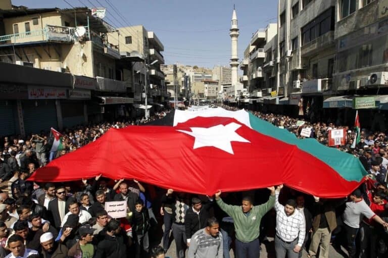 الشيعة في الأردن watanserb.com