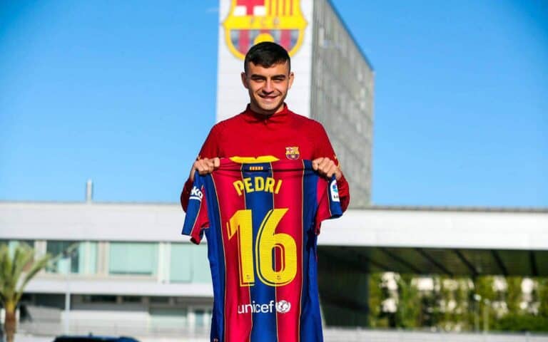 برشلونة وتجديد تعاقده مع بيدري وقمة الشرط الجزائي الخيالي watanserb.com
