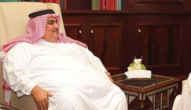 وزير الخارجية البحريني الذي نعى بيريز مؤخراً ينعى اليوم السادات والاسد والملك فيصل وزير خارجية البحرين watanserb.com