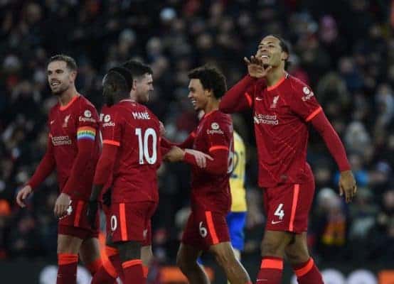 ترتيب الدوري الإنجليزي بعد فوز ليفربول وأرسنال احتفال الهولندي فان ديك بهدفه في شباك فريق ساوثهامبتون watanserb.com