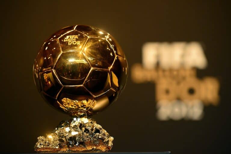 تسريبات صحفية تكشف عن الفائز بالكرة الذهبية لعام 2021 ليونيل ميسي وتسريبات بتويجه بجائزة الكرة الذهبية watanserb.com