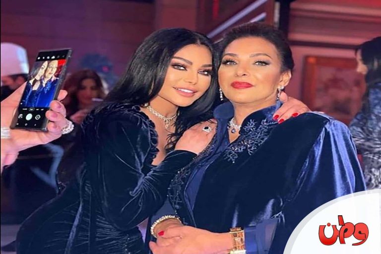 ظهور نادر لوالدة هيفاء وهبي وشقيقاتها وجمالهن يلفت الأنظار والدة هيفاء وهبي watanserb.com