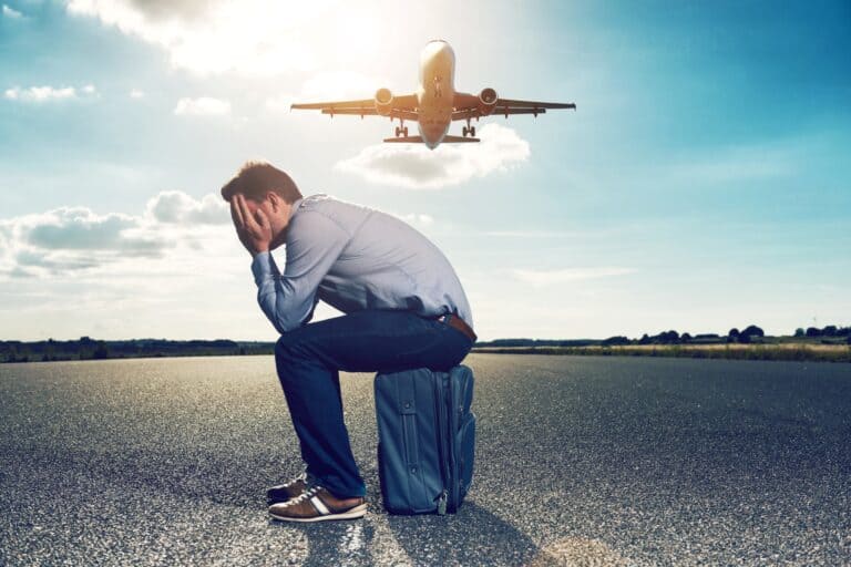 أمور تحدث لأجسامنا عند السفر بالطائرة watanserb.com
