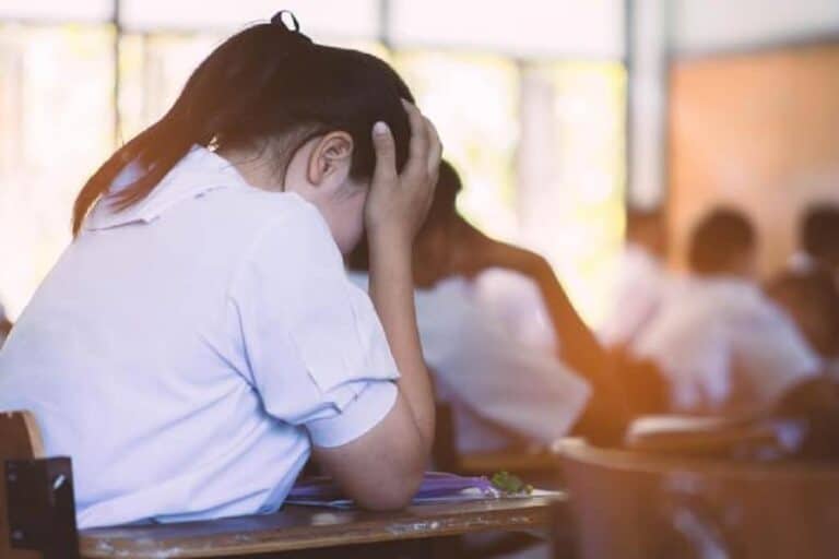 فضيحة تهزّ لبنان بعد كشف ممارسات أستاذ ثانوية مع الطالبات.. هل له صلة قرابة بوزير الداخلية؟ فضيحة تهزّ لبنان بعد كشف ممارسات أستاذ ثانوية مع الطالبات watanserb.com