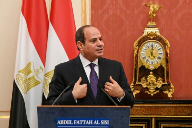 حياة السيسي الفاخرة watanserb.com