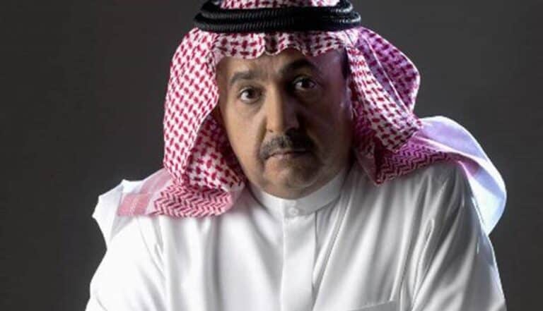 صورة داوود الشريان بدون شماغ مع الشاب خالد تثير الصدمة.. هل نهش المرض جسده؟ صورة داوود الشريان بدون شماغ مع الشاب خالد تثير الصدمة watanserb.com