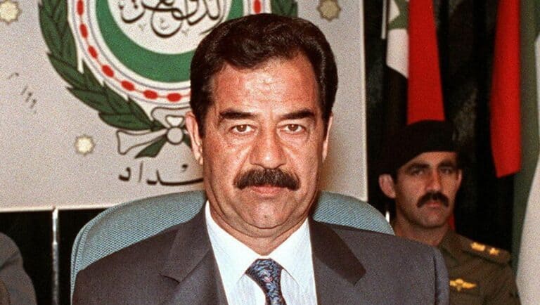 بول بريمر يكشف تفاصيل لأوّل مرةّ عن اعتقال صدام حسين صدام حسين watanserb.com