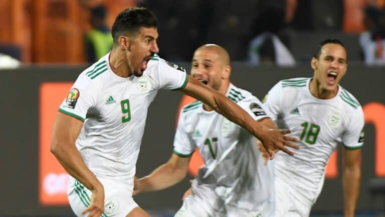 تعرف على موعد مباراة منتخب الجزائر ولبنان في كأس العرب مباراة منتخب الجزائر ولبنان في بطولة كأس العرب 2021 watanserb.com
