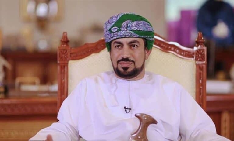 وزير الإعلام العماني watanserb.com