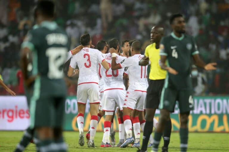 تونس وبوركينا فاسو يعبران إلى دور الربع النهائي في كأس أمم أفريقيا 2022 (فيديو) بوركينا فاسو وتونس يتأهلان إلى دور الربع النهائي من بطولة كأس أمم أفريقيا 2022 watanserb.com