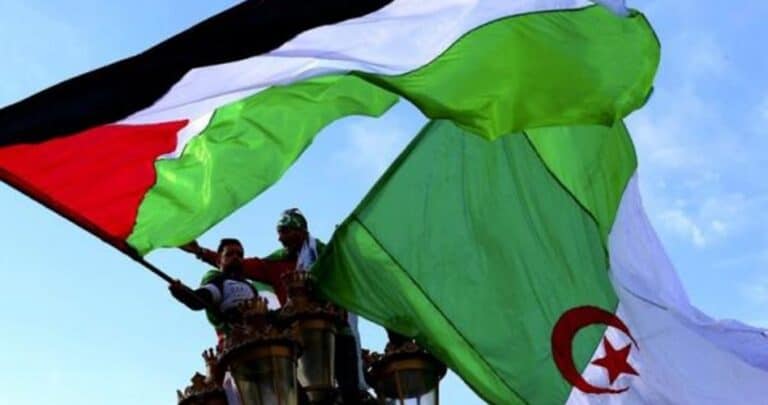الجزائر تجمع الفصائل الفلسطينية.. محلل لـ”وطن”: الانقسام متضخم والمشكلة في المتحاورين الجزائر تحتضن لقاء الفصائل الفلسطينية watanserb.com