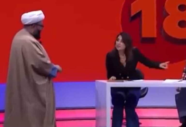 شيخ دين يرفض الجلوس أمام المذيعة اللبنانية رابعة الزيات إلا بشرط! الشيخ محمد علي الفوعاني يرفض الجلوس جنب رابعة الزيات watanserb.com
