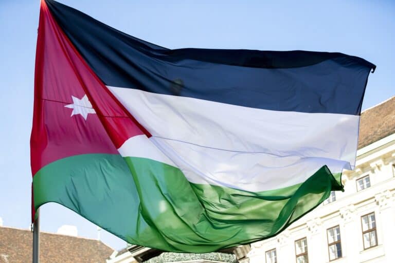 وفاة طالبة جامعية بسبب الإهمال يشعل مواقع التواصل في الأردن وفاة طالبة في الأردن watanserb.com