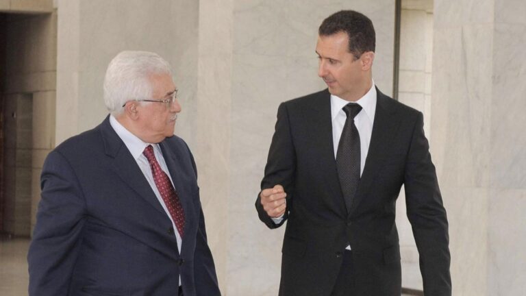 ردود فعل غاضبة حول زيارة محمود عباس المرتقبة إلى بشار الأسد لقاء محمود عباس و بشار الأسد watanserb.com