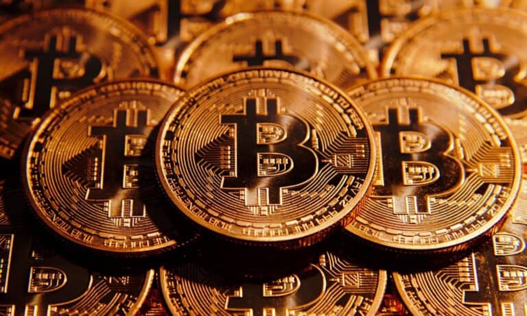 سوق العملات الرقمية المشفرة يواصل النزيف.. هذا ما وصل إليه سعر “البيتكوين” العملات الرقمية المشفرة watanserb.com