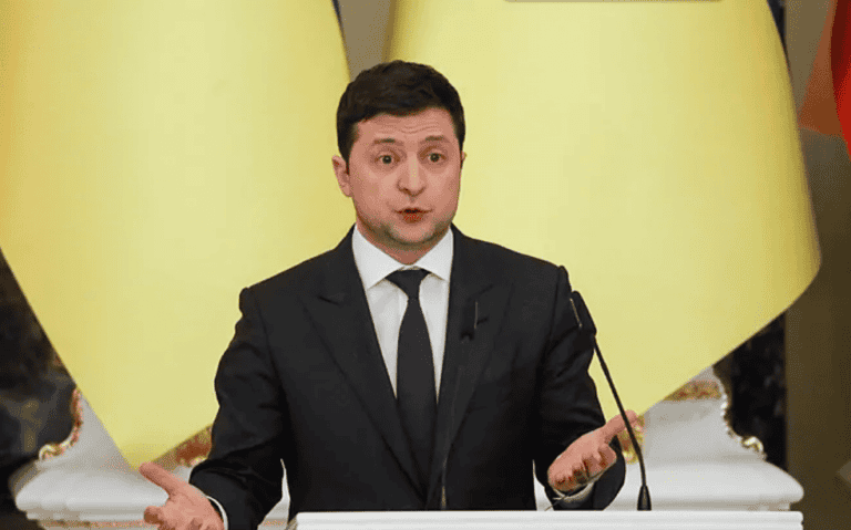 الرئيس الأوكراني فولودمير زيلينسكي watanserb.com
