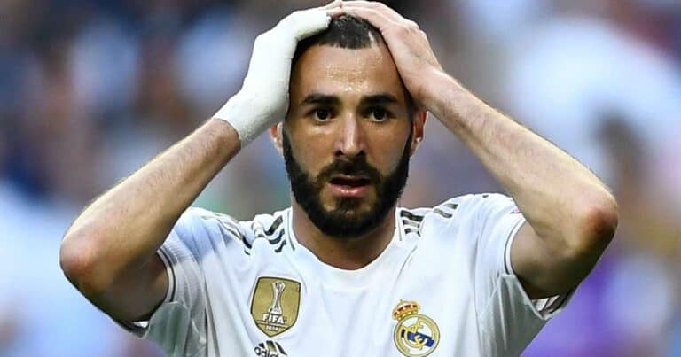 الفرنسي بنزيما يتسبب في قلق لدى عشاق ريال مدريد بسبب إصابته الأخيرة watanserb.com