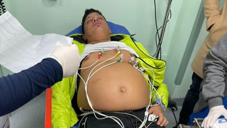 بعد التنمر على “بطنه الكبير”.. مدير أعمال حمو بيكا يكشف: “مرض نادر وعلاجها حقنة بسعر خيالي”! ".. مدير أعمال حمو بيكا يكشف: "مرض نادر وعلاجها حقنة بسعر خيالي" watanserb.com