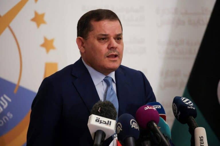 أول صور للحادثة.. نجاة رئيس الوزراء الليبي من محاولة اغتيال رئيس الوزراء الليبي watanserb.com