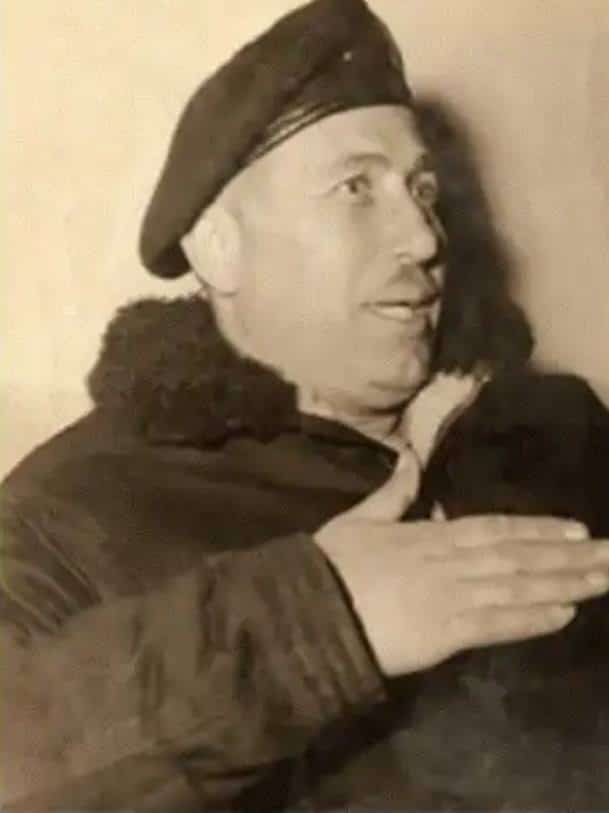 فايز منصور