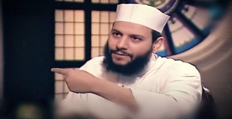 القائل “أنا خصيمك أمام الله” لوائل الإبراشي .. الشيخ محمود شعبان في خطر ومضرب عن الطعام الشيخ محمود شعبان في إضراب مفتوح عن الطعام داخل السجون المصرية watanserb.com