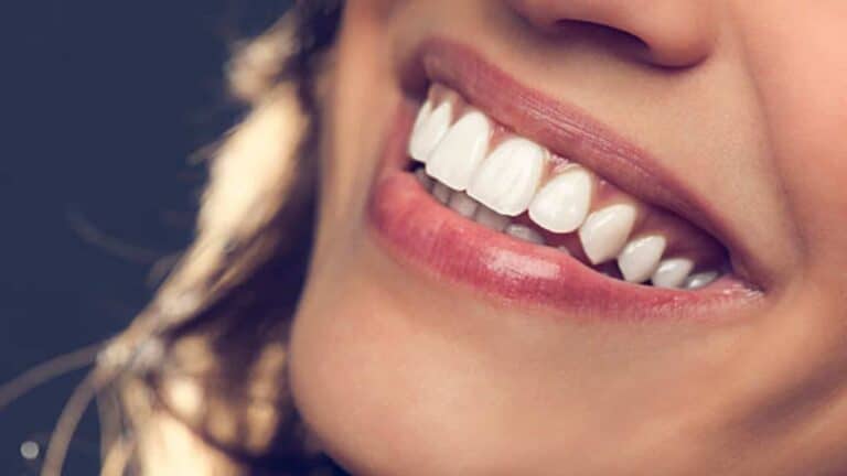 هل تريد أسنان نظيفة وصحية؟ تناول هذه الأطعمة watanserb.com