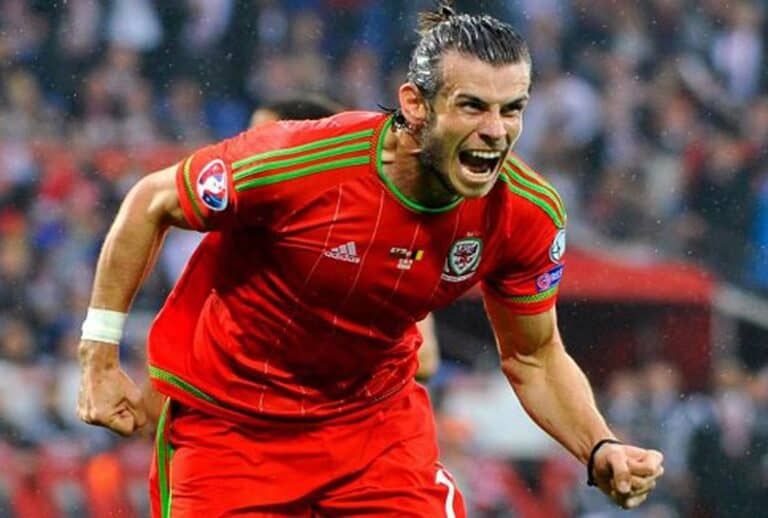 ثنائية غاريث بيل تقود ويلز إلى نهائي تصفيات أوروبا 2022 watanserb.com