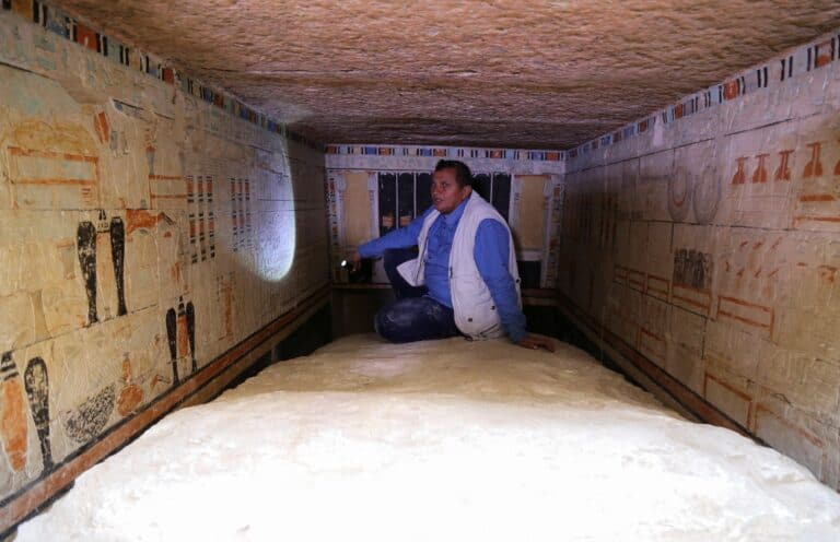 بحالة جيدة جدا .. اكتشاف مذهل لمقابر فرعونية جديدة في مصر (فيديو وصور) مقابر فرعونية جديدة watanserb.com