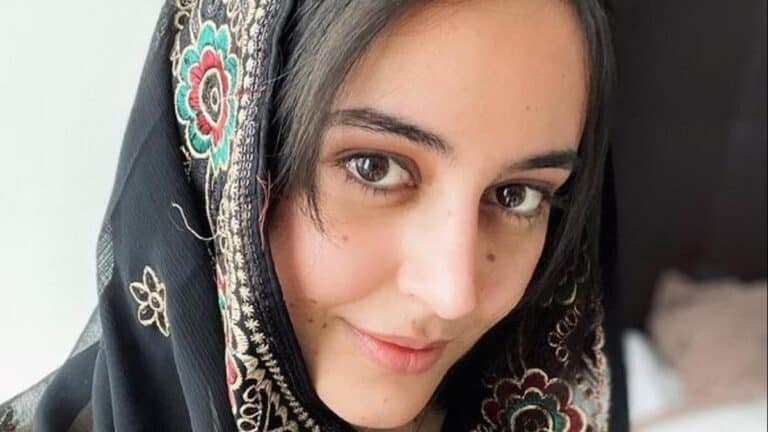 ياسمينة علي .. قصّة النجمة الإباحية الوحيدة في أفغانستان (صور) ياسمينة علي النجمة الإباحية الوحيدة في أفغانستان watanserb.com