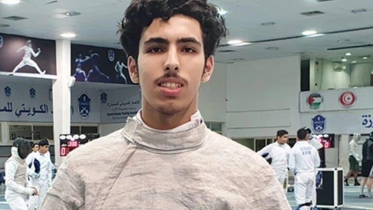لاعب المبارزة محمد الفضلي .. كسب القلوب بانسحابه من بطولة دبي رفضا لمواجهة لاعب صهيوني انسحاب اللاعب محمد الفضلي بطولة دبي watanserb.com