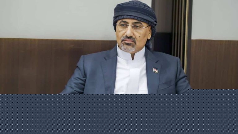 عيدروس الزبيدي watanserb.com